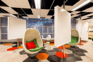 Агентство Leo Burnett вновь удивило дизайнерское сообщество