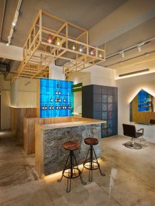 В центре Тайбэя расположен небольшой салон, который