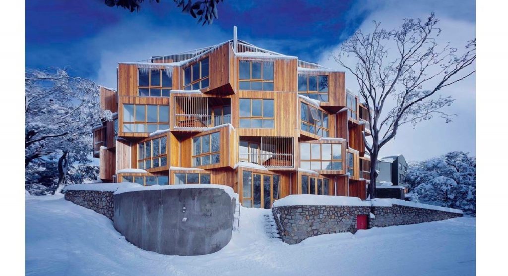 Huski Apartments / Elenberg Fraser Architecture