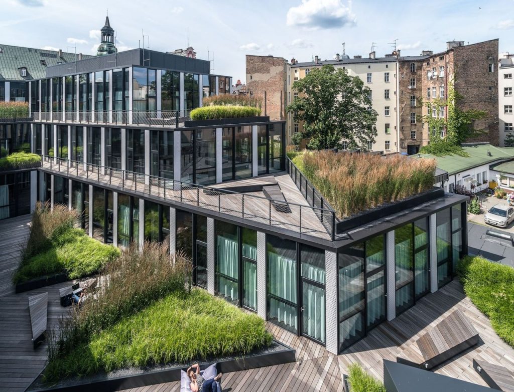 Office Building in Za bramką Street/ Ultra Architects
