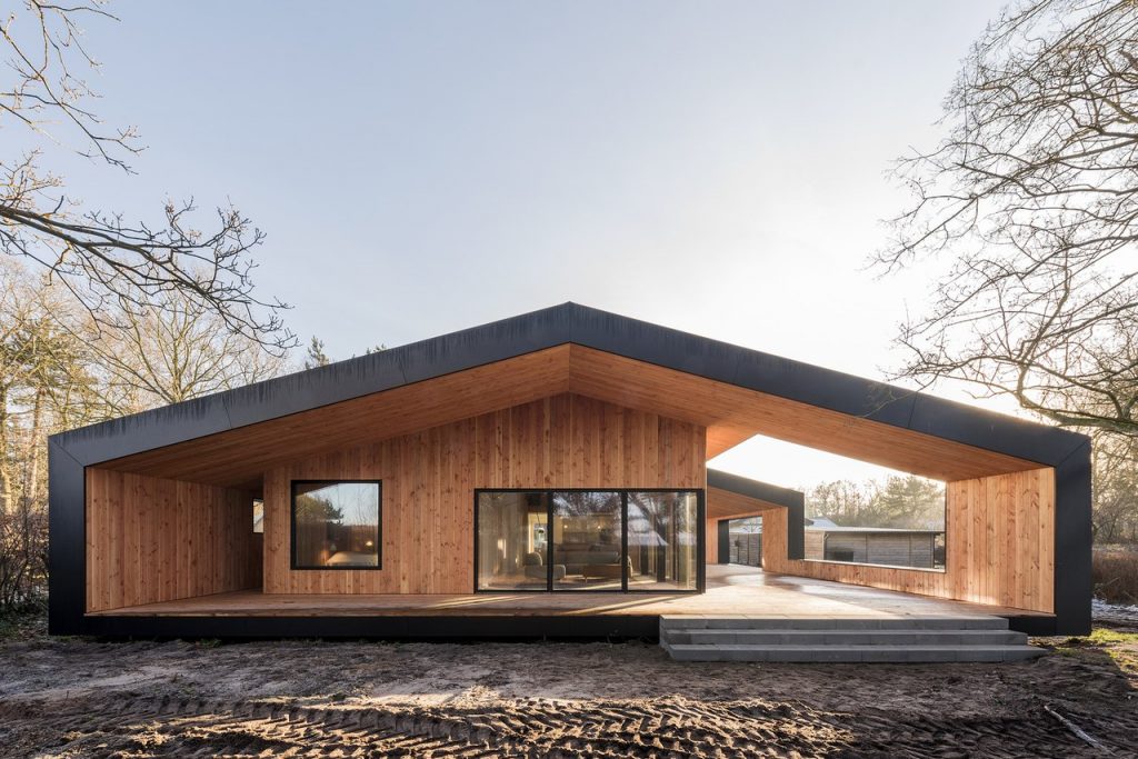 Summer House / CEBRA