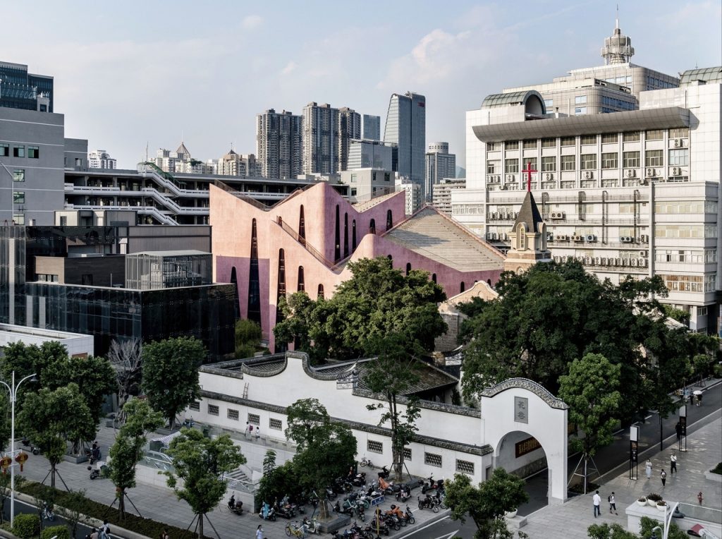 Huaxiang Christian Centre / INUCE • Dirk U.