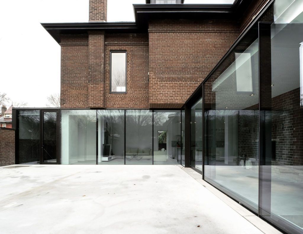 gh3 — Street House