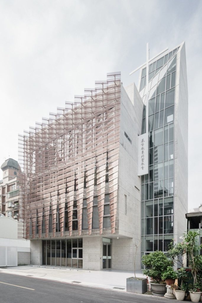 Tainan Tung-Men Holiness Church in Tainan, Taiwan by MAYU architects