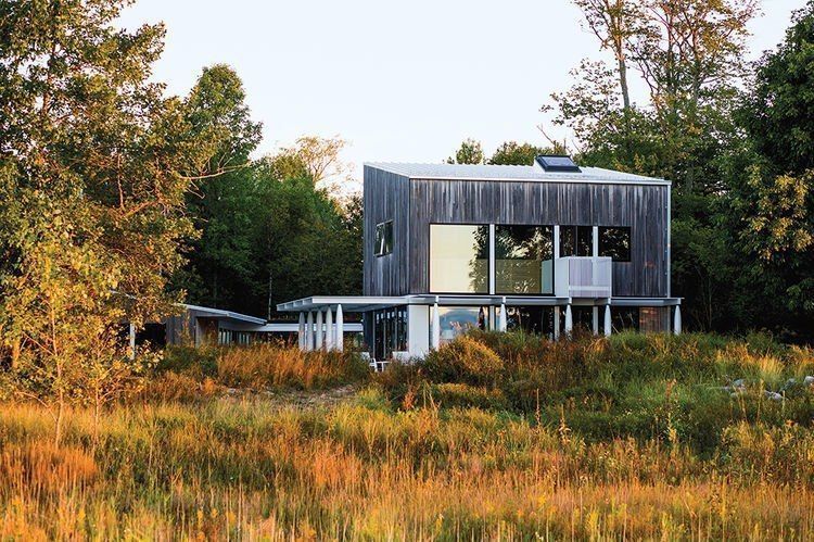 The house in Wisconsin by architect David Salmela