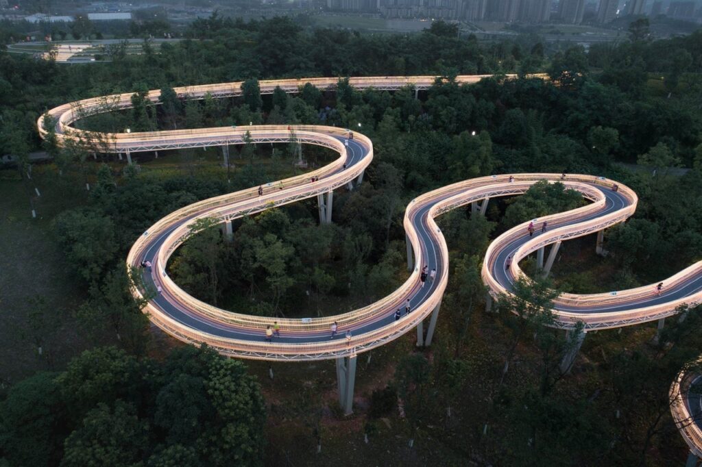 Lijia Intelligent Park / CQADI (Chongqing Architectural Design Institute of China)