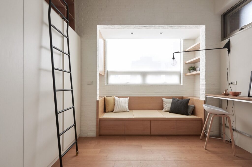 22m2 Apartment in Taiwan by A Little Design