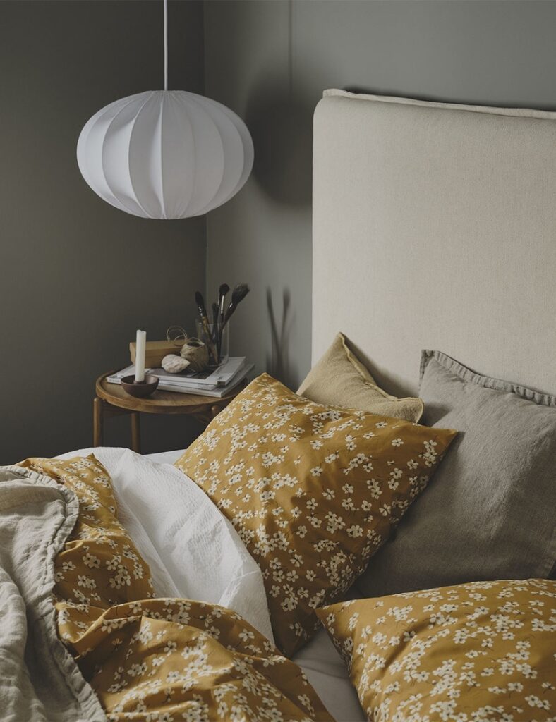 Ceramics, glass and cozy textiles: inspiration in Åhléns autumn collection
