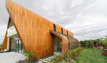 Деревянные виллы-ракушки в Анталье