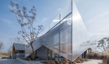 The Luxelakes Tourist Center | HC 2 Studio