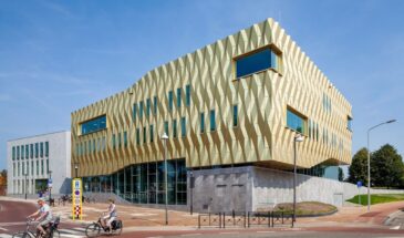 Zinder Cultural Center / De Zwarte Hond /