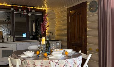 Наша квартира и загородный дом в новогодние праздники