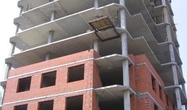 Различие между несущими и самонесущими стенами