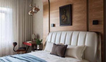 Деревянные панели в спальне: уют, который чувствуется