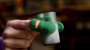 Бренд травяного ликера Jägermeister создал перчатки для кончиков пальцев Бренд травяного ликера Jägermeister создал перчатки для кончиков пальцев