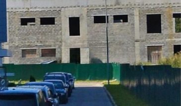 Здание воспитательно-образовательного комплекса появилось на месте масштабного недостроя в Химках