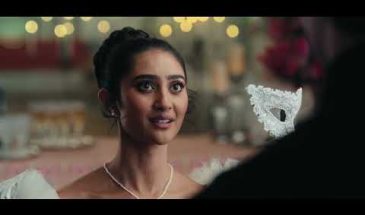 «Бриджертоны» и Tinder запустили кампанию, посвященную романтической тоске