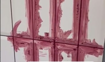 Самое необычное решение для интерьера: сделать затирку на плитке ни белой, ни чёрной, а красной