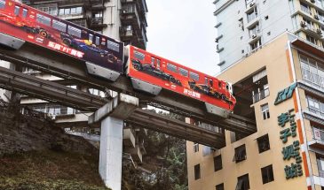 Lego превратила метро Шанхая в трассу «Формулы-1»