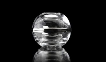 Агентство Basileadv создало роскошную упаковку для черной икры PEARL