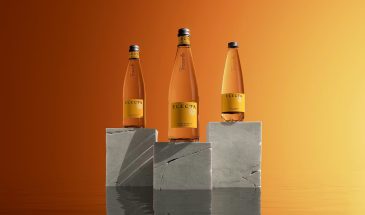 Элегантная упаковка премиальной воды Ferrarelle от студии AUGE design