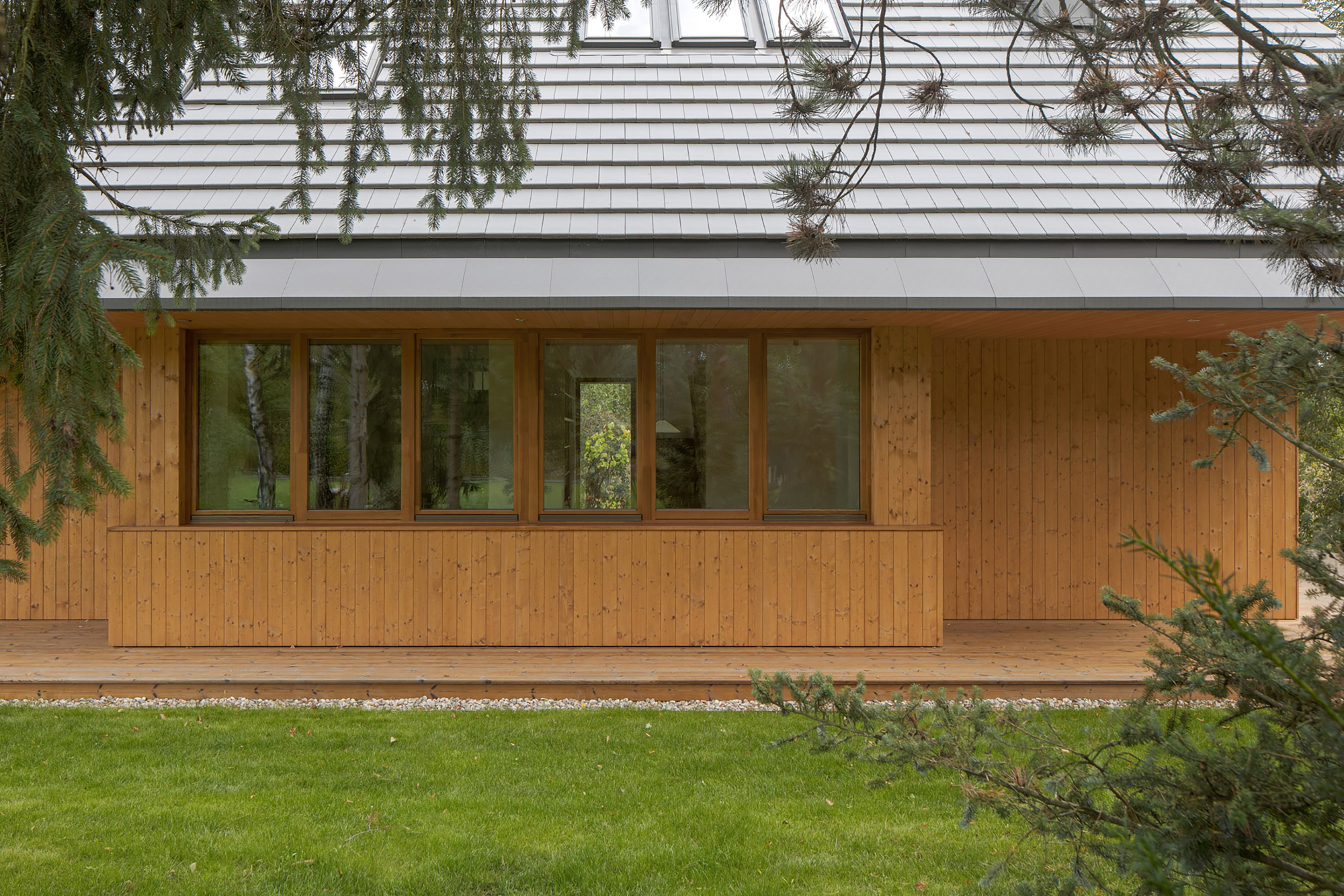 Elementary House / YUMI Architekci