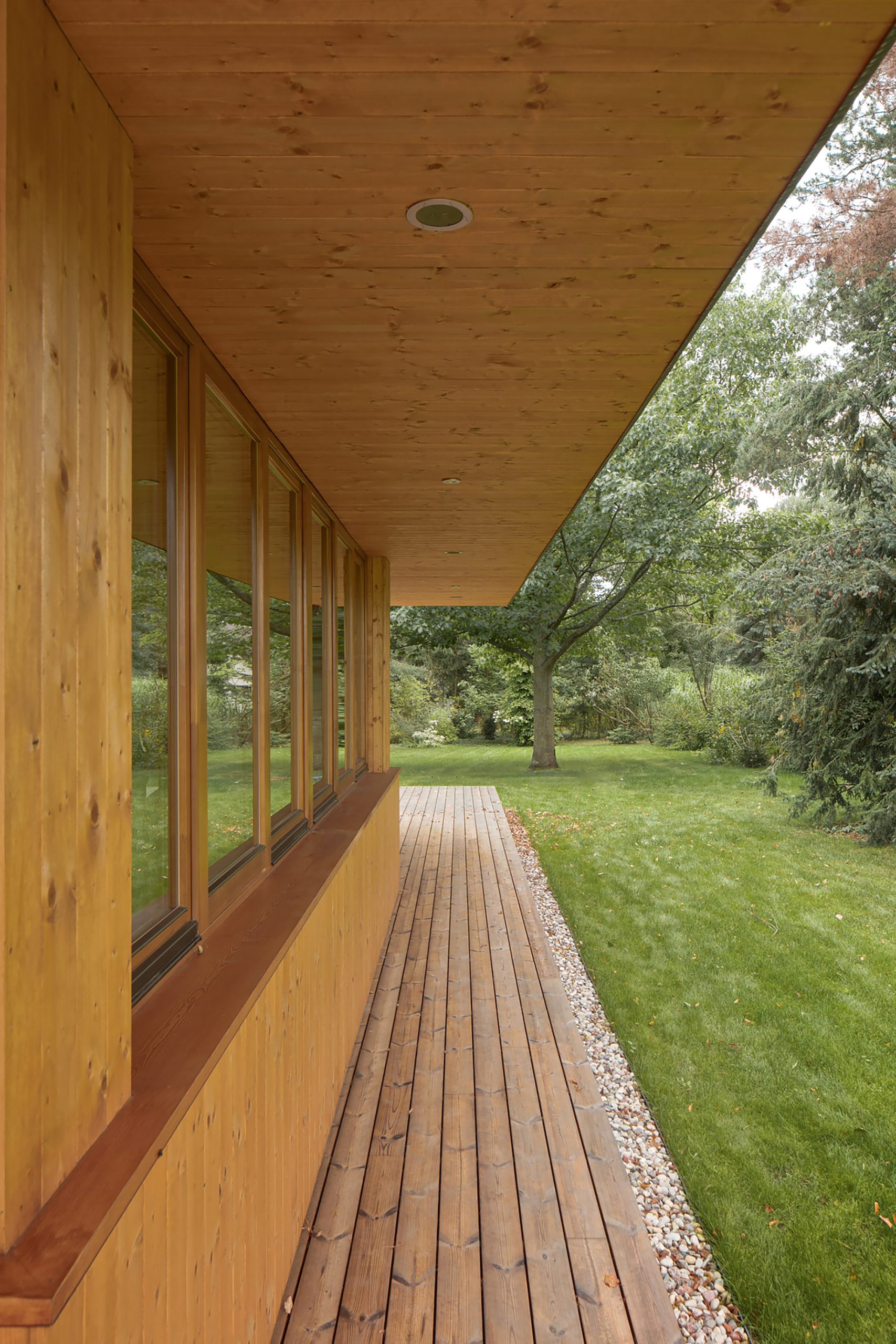 Elementary House / YUMI Architekci