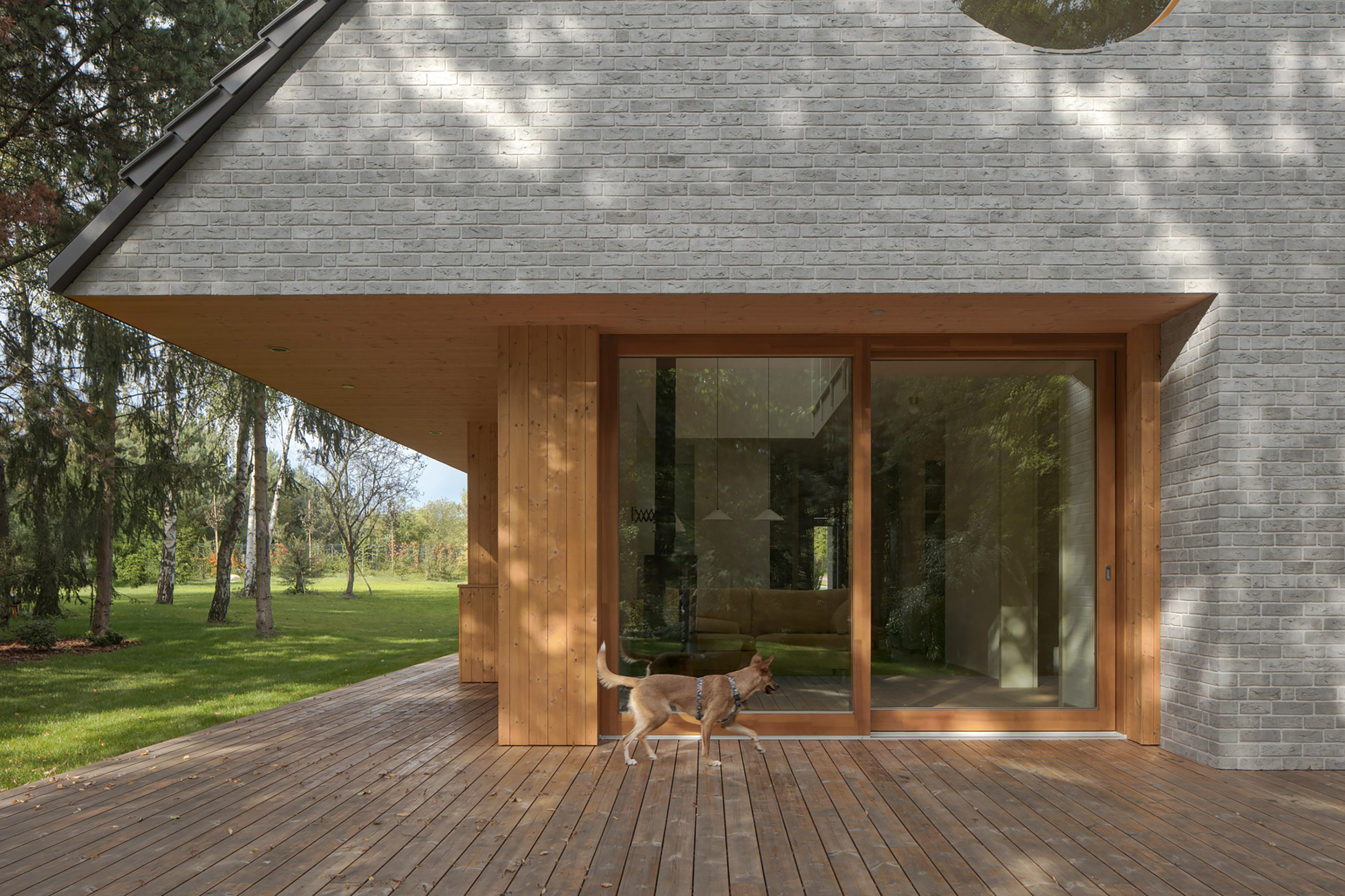 Elementary House / YUMI Architekci