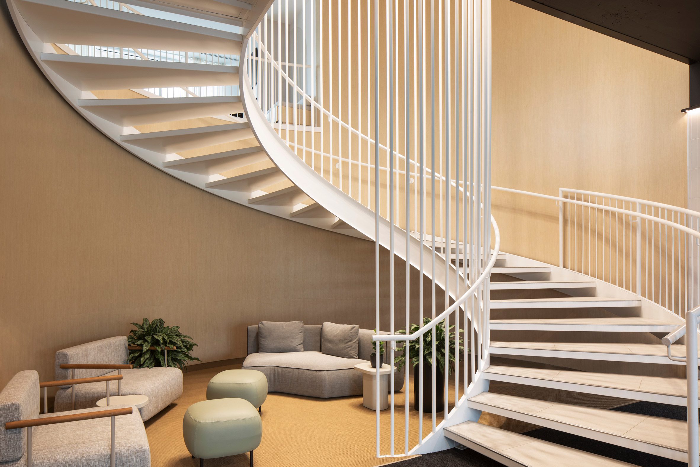 Жилой дом Mellem Manoir-des-Trembles в Гатино, проект ACDF Architecture