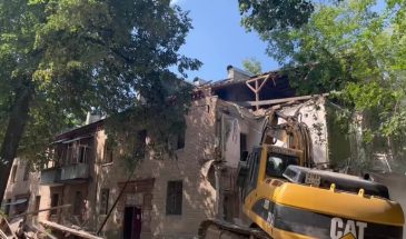 В Жуковском сносят аварийный жилой дом