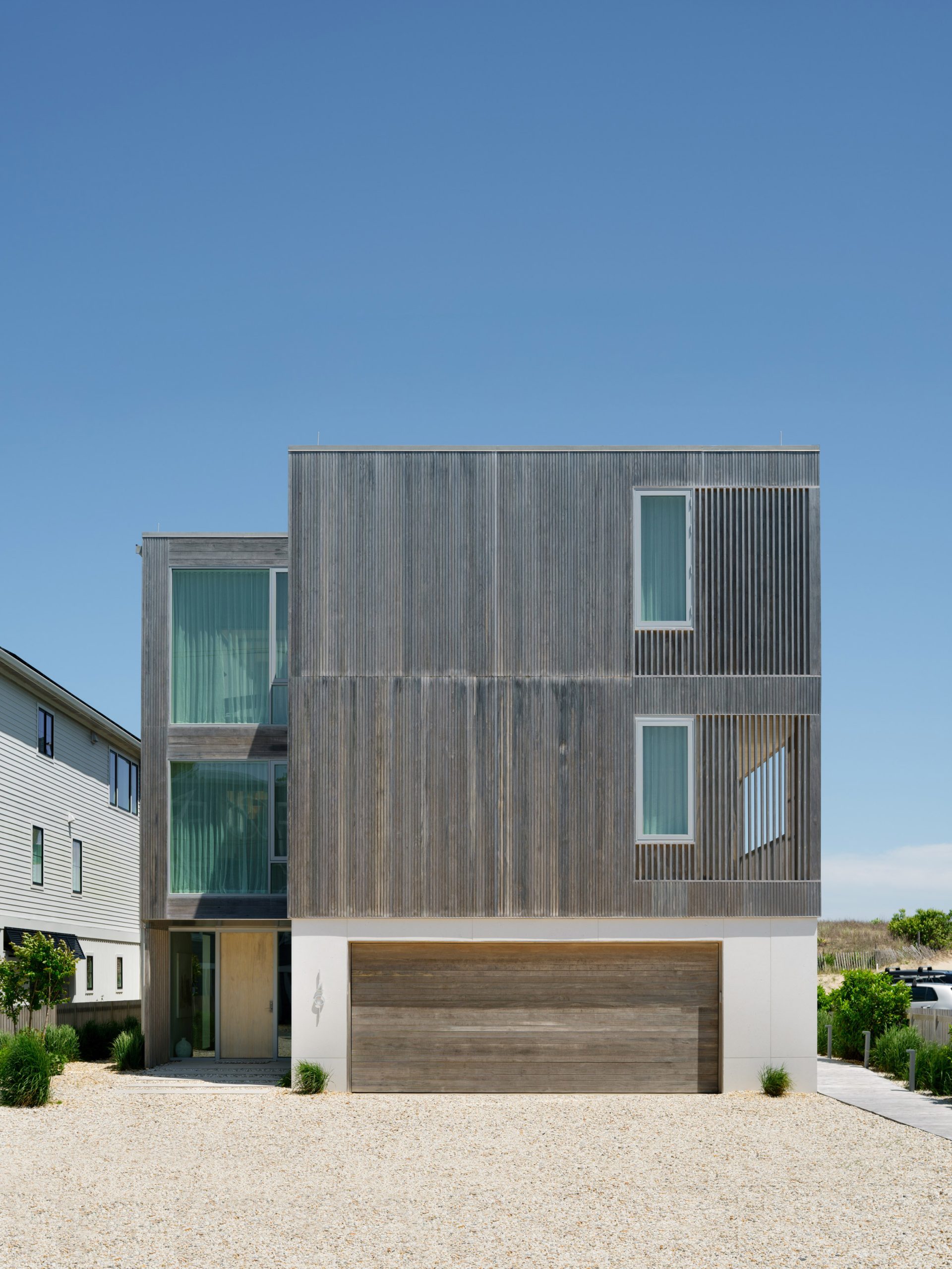 Ziger Snead построили паводкоустойчивый Dune House на острове в Делавэре